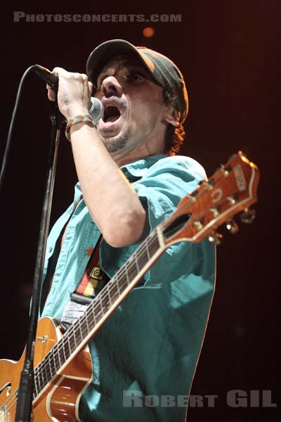 MANU CHAO - 2008-06-11 - PARIS - Bercy - José-Manuel Thomas Arthur Chao Ortega